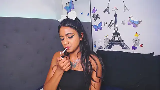 Snapshot of Delilah_Blazee chatting on September 9, 8:08 pm Delilah Blazee online show from September 9, 8:08 pm