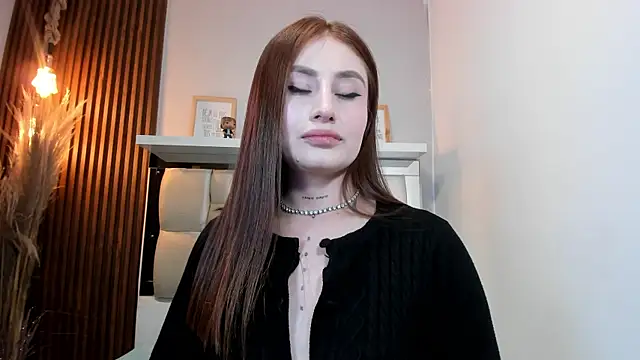 LANA-JONNES online show from October 4, 2:06 am