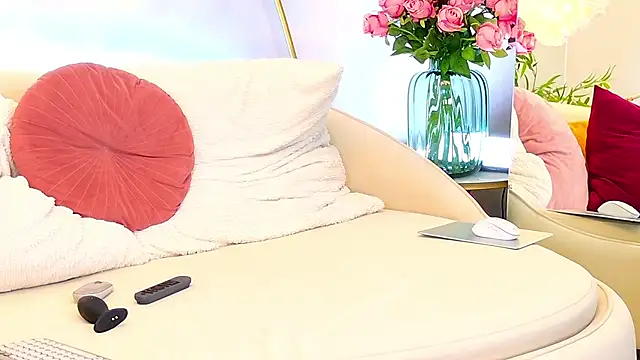 Ledy Mary online show from March 30, 8:30 pm