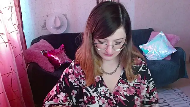 Arielsssplash online show from March 24, 6:41 am