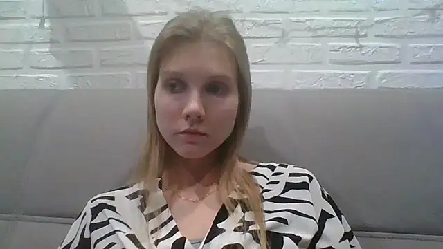 MaryMiton online show from October 19, 1:02 pm