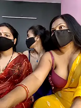 cutee  crazy online show from March 24, 2:44 pm