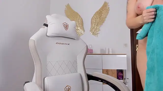 Sally Secret online show from December 22, 12:41 pm