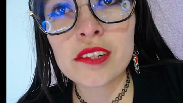 Alexandrasaenz online show from November 6, 11:10 pm