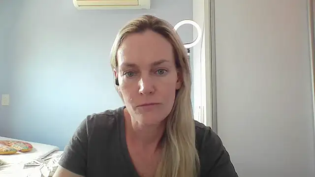 Annylove1 online show from February 12, 3:47 pm