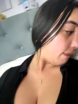 Hannahoff online show from November 5, 3:12 am