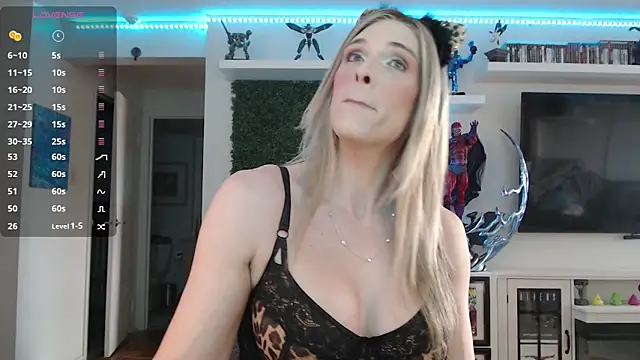 Vixen Lockheart online show from October 25, 3:52 pm