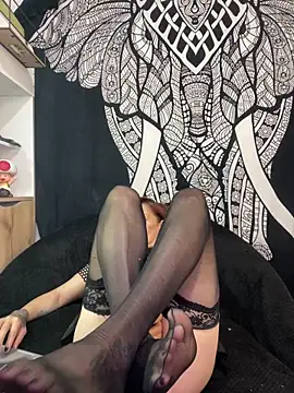 Boonny Boo01 online show from March 8, 1:15 pm