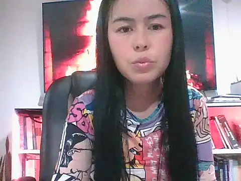 Snapshot of ArianaSmith69 chatting on July 21, 2:56 am ArianaSmith69 online show from July 21, 2:56 am