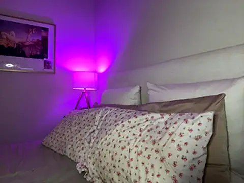  sloane online show from December 18, 3:22 am