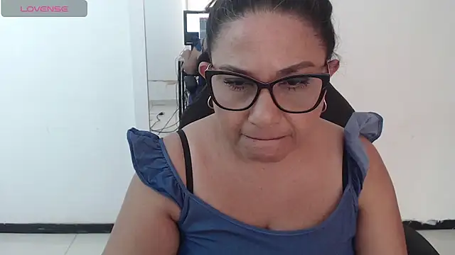 Katha Marck online show from April 14, 5:35 pm