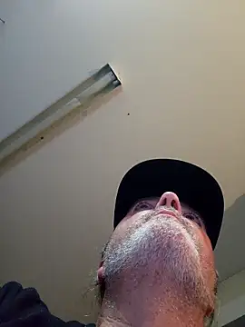 Hotredheadandtoungelasher online show from November 9, 9:05 am