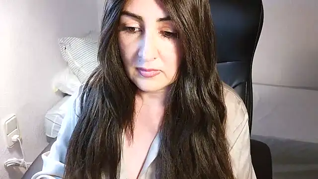 naughty sarahh online show from July 4, 5:31 pm