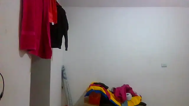 Snapshot of Aishamara chatting on September 17, 5:27 am Aishamara online show from September 17, 5:27 am