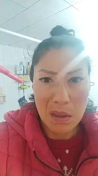 LaInsaciableIntensa online show from November 11, 8:28 pm