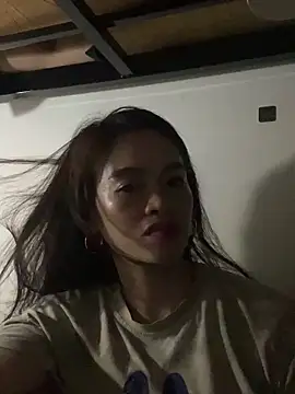 pinay4uwithagoodheart online show from April 11, 3:45 am