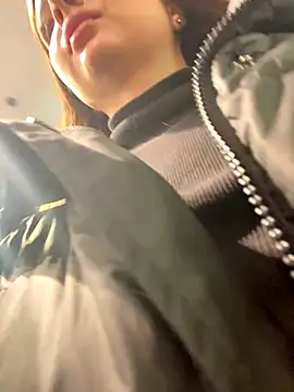 KrisMagnoly online show from December 4, 11:23 am