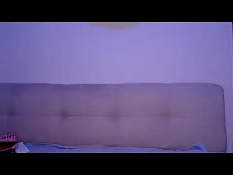 Eanna  online show from April 1, 4:04 pm