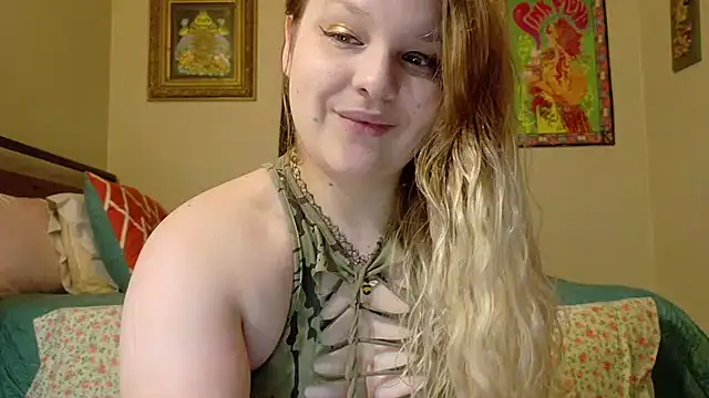 Emihaze online show from December 13, 11:10 pm