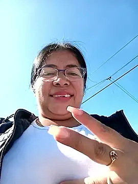 Snapshot of __valentina18 chatting on September 22, 1:20 pm   valentina18 online show from September 22, 1:20 pm