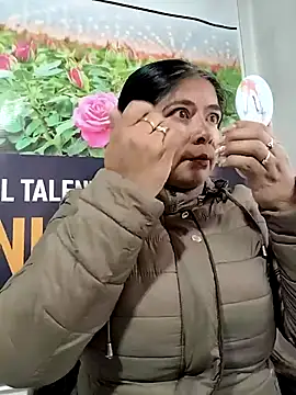   valentina18 online show from March 18, 12:32 pm