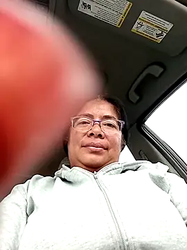 Snapshot of __valentina18 chatting on September 15, 4:25 pm   valentina18 online show from September 15, 4:25 pm