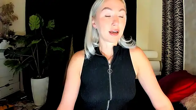 Black No 1 online show from October 4, 2:17 am