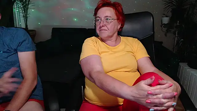 JoannaAndNeighbour online show from September 11, 10:04 am