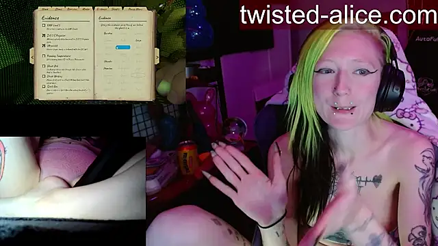 alicewonder09 online show from April 7, 4:47 am