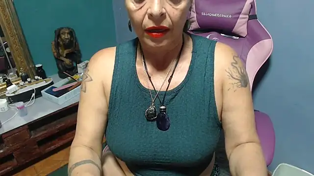 marinadenoche online show from February 17, 1:38 am