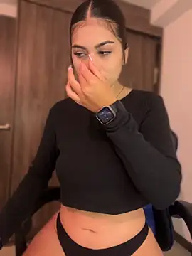 Sarasanders 4 online show from September 16, 1:02 am