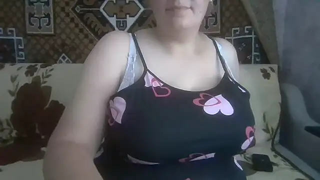 Diana Britt online show from August 4, 11:05 am