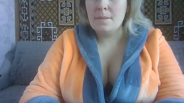 Diana Britt online show from January 14, 9:03 am