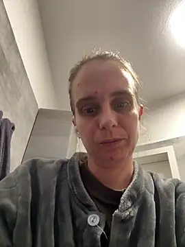 Chantalee online show from February 14, 10:28 am