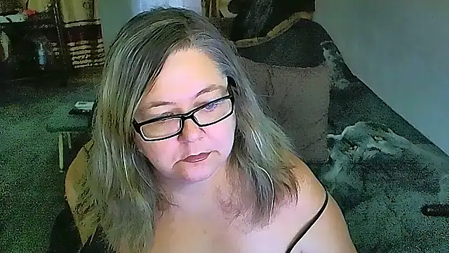 sex2 online show from January 13, 5:02 am