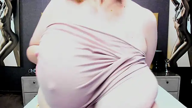 KiraLeila online show from September 20, 11:41 am