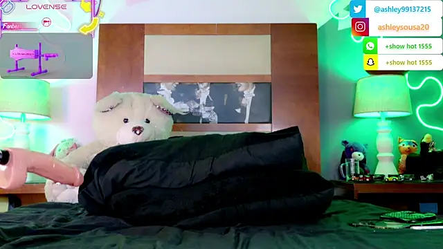 ashley 19xx online show from February 19, 2:44 am