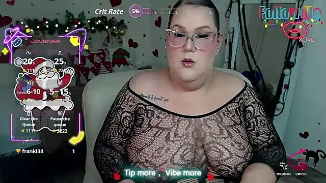 GiannaMorrys online show from December 22, 2:53 pm