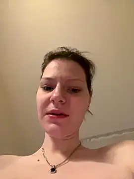 MaryHiggins online show from December 14, 8:03 pm