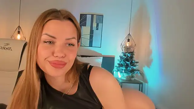 Roxana Wet  online show from December 14, 1:28 pm