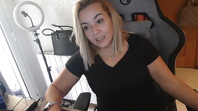 bekka   online show from October 23, 12:55 pm