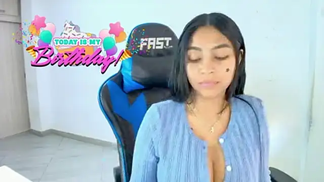 sophiax-x online show from February 9, 7:05 pm