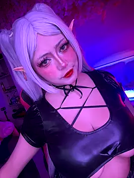 Snapshot of seraphine23 chatting on October 4, 10:14 pm seraphine23 online show from October 4, 10:14 pm