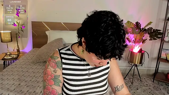 Amy art online show from April 16, 9:39 pm