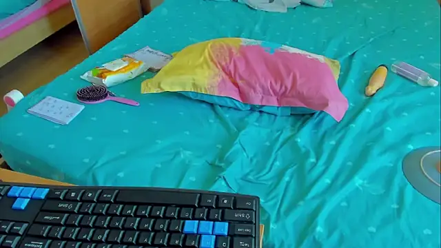 Jesssicajesss14 online show from April 15, 8:26 am