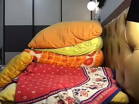 choco petite online show from September 14, 9:51 am