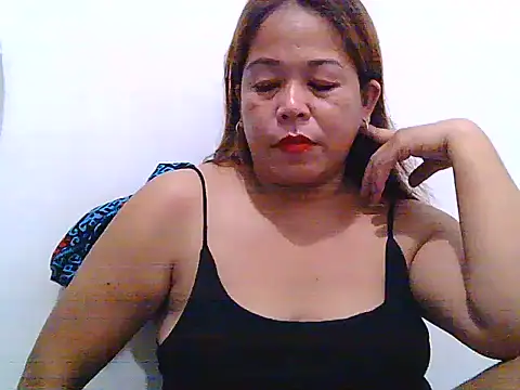 yummytitsxxx168 online show from August 7, 4:14 pm