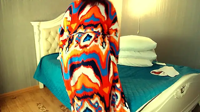 GoddessLara online show from March 30, 1:38 am