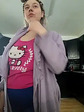 ScarletCallings420 online show from April 3, 4:16 pm