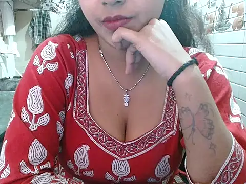 LovingPihu online show from March 19, 6:18 am